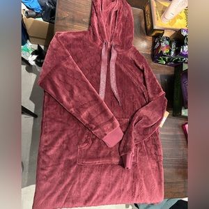 Denver Hayes hooded fuzzy sweater